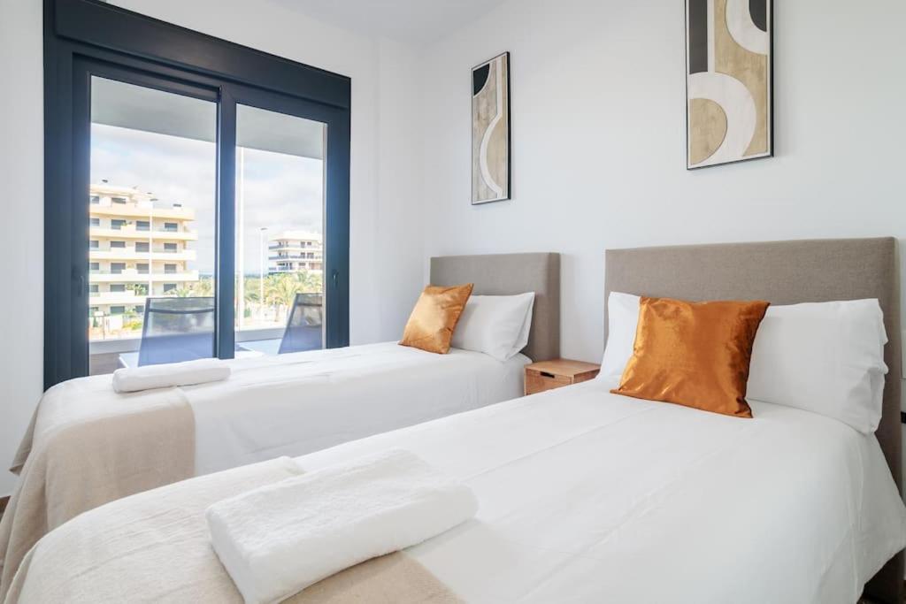 Arenales Terrace Refugee New Apartment With Pool And Gym Arenales del Sol Zewnętrze zdjęcie